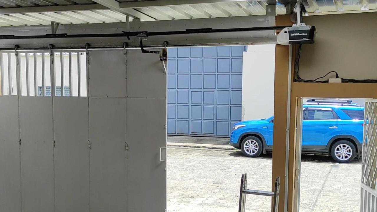 Motor para Puerta seccional — Portoviejo